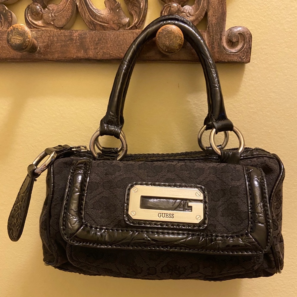 guess handbag